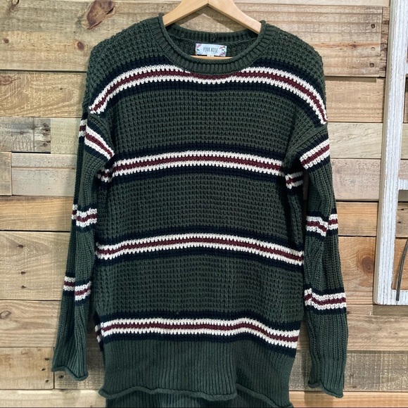 Pink Rose Sweater.  Over size  winter season woman Green color - Picture 7 of 7